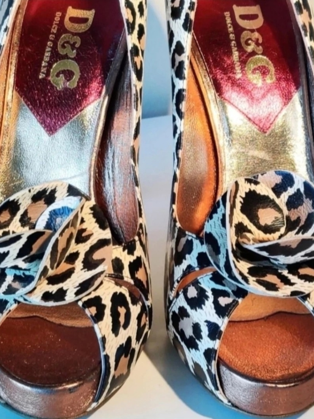 Dolce & Gabbana Womens 5.5 Brown Leather Animal Print Heels Leopard Like NEW